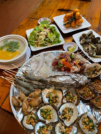 Mâm hải sản siêu chất lượng tại Sunbay homestay